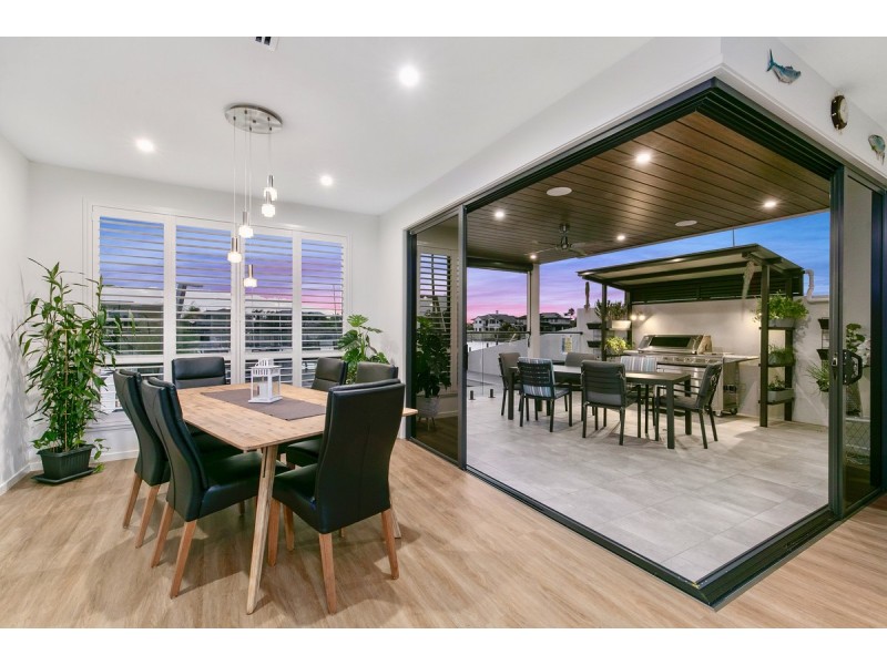 10 Caravel Court, Raby Bay QLD 4163