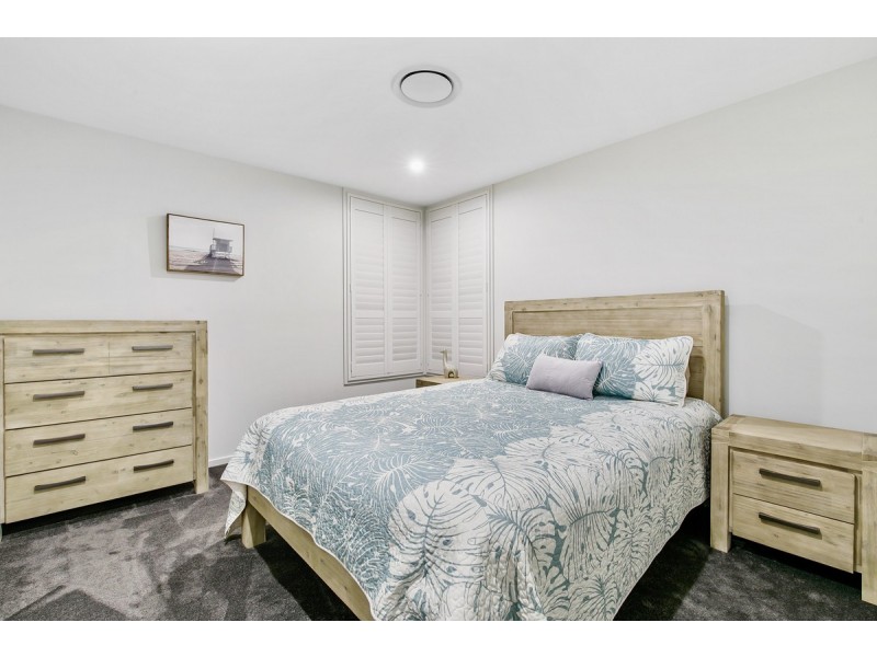 10 Caravel Court, Raby Bay QLD 4163