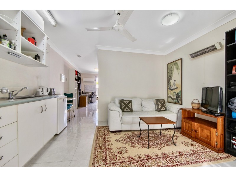 2/158 Middle Street, Cleveland QLD 4163