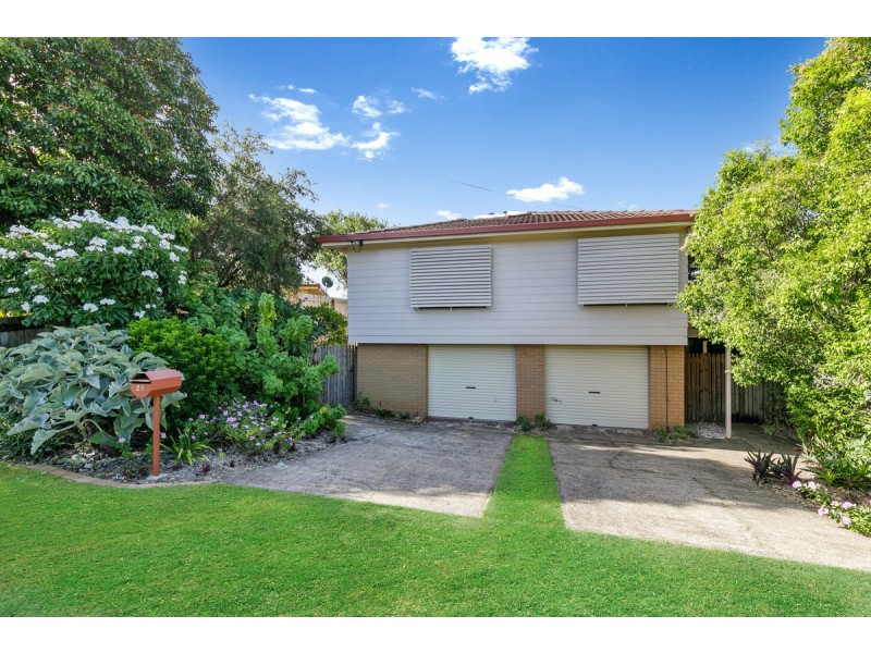 25 Napier Street, Birkdale QLD 4159