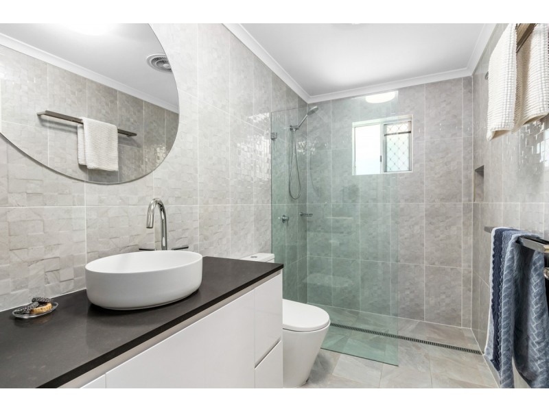 6 Iona Court, Alexandra Hills QLD 4161