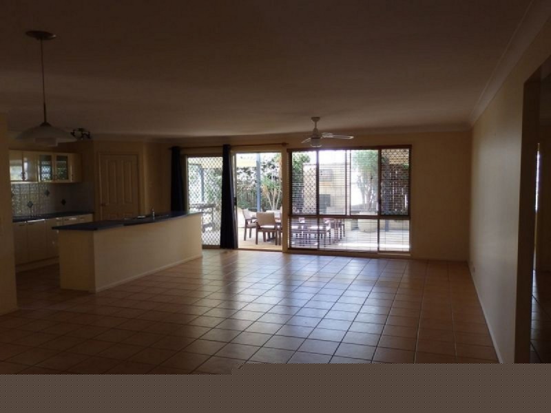4 Holborn Court, Alexandra Hills QLD 4161