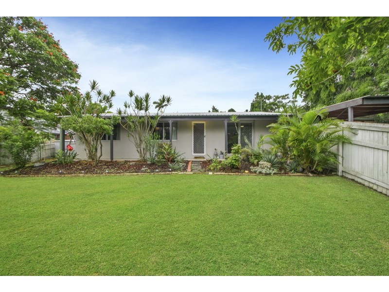 90 Cumberland Drive, Alexandra Hills QLD 4161