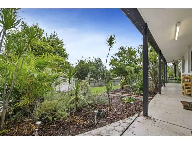 90 Cumberland Drive, Alexandra Hills QLD 4161