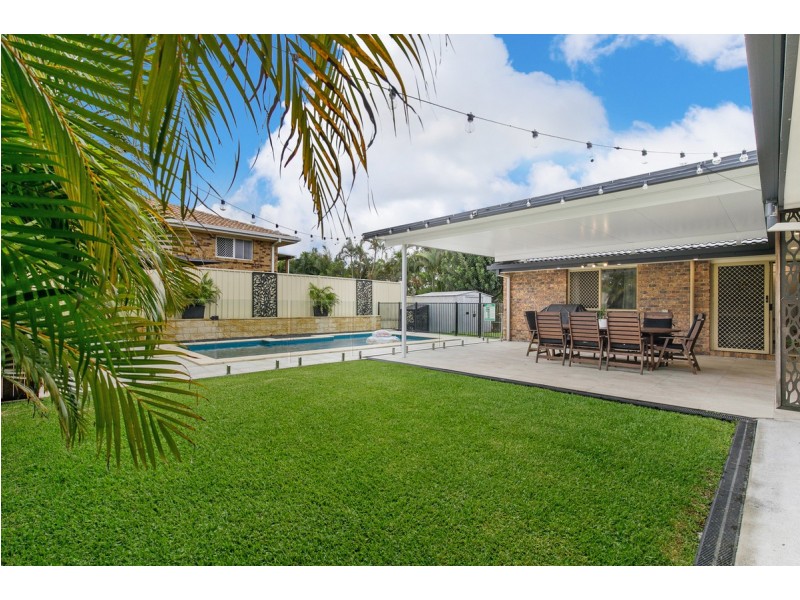 68 Waratah Avenue, Victoria Point QLD 4165