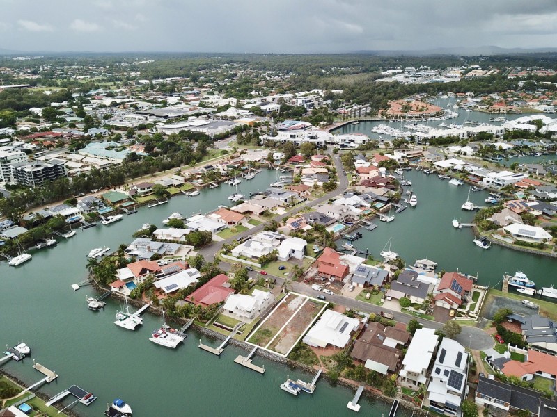 35 Compass Court, Raby Bay QLD 4163