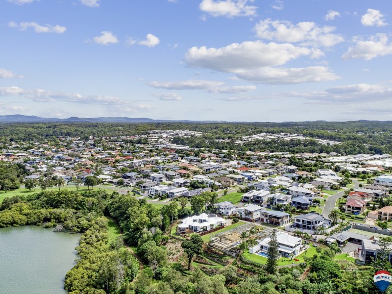 26 Wilson Esplanade, Redland Bay QLD 4165