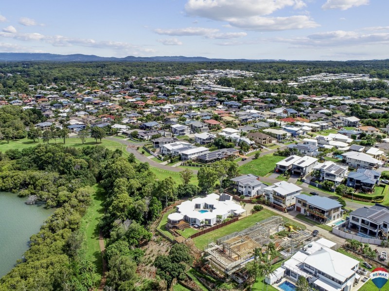 26 Wilson Esplanade, Redland Bay QLD 4165