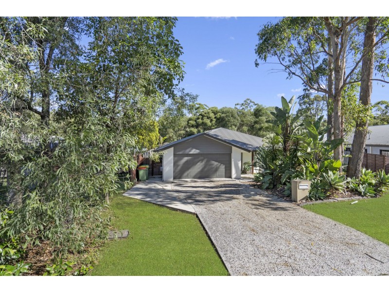 19 Scribbly Gum Place, Mount Cotton QLD 4165