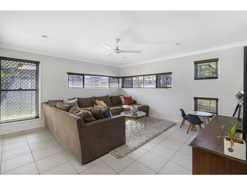 19 Scribbly Gum Place, Mount Cotton QLD 4165