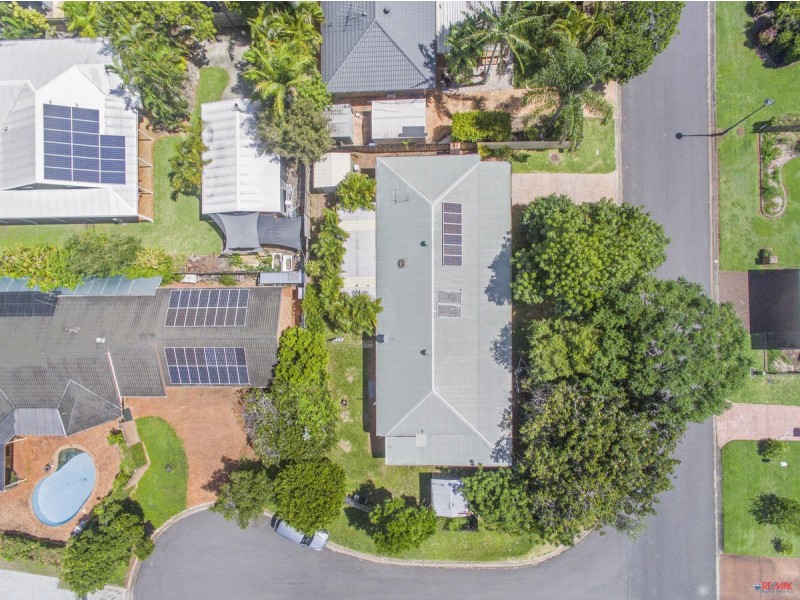 18 Trafalgar Drive, Victoria Point QLD 4165