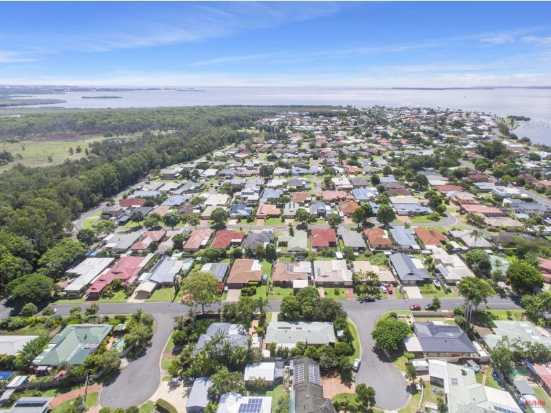 18 Trafalgar Drive, Victoria Point QLD 4165