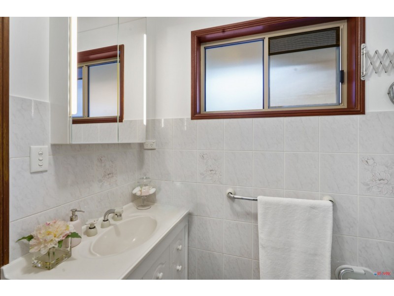 35 Chateau Street, Thornlands QLD 4164