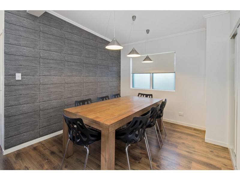 4/320 Wynnum Road, Norman Park QLD 4170