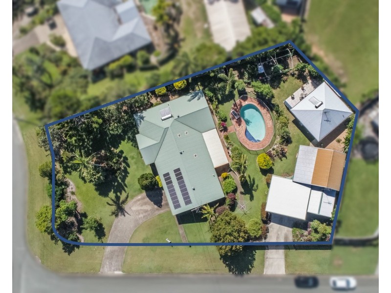 2 Banksia Street, Redland Bay QLD 4165