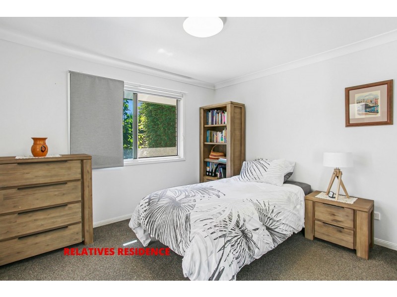 2 Banksia Street, Redland Bay QLD 4165
