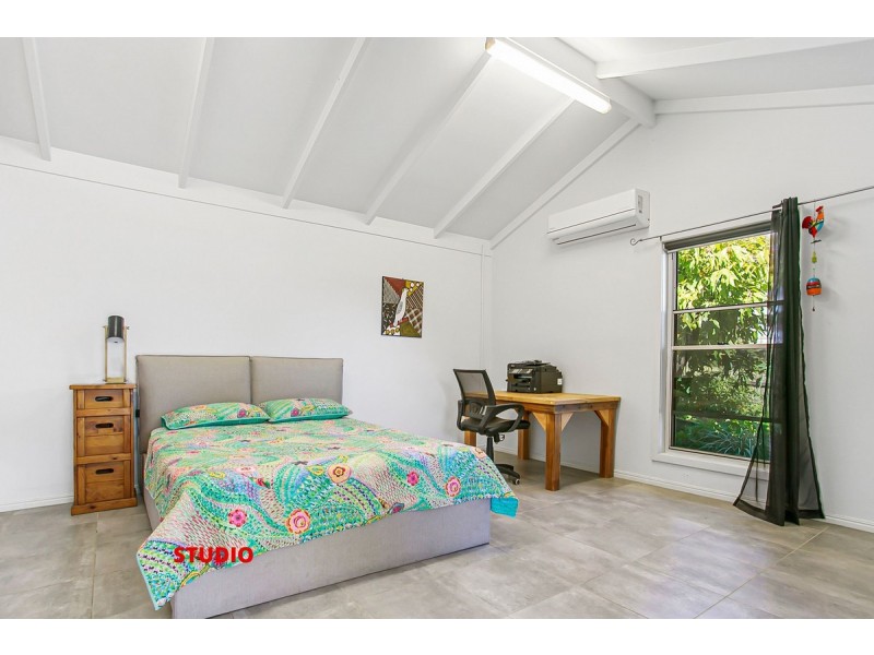 2 Banksia Street, Redland Bay QLD 4165
