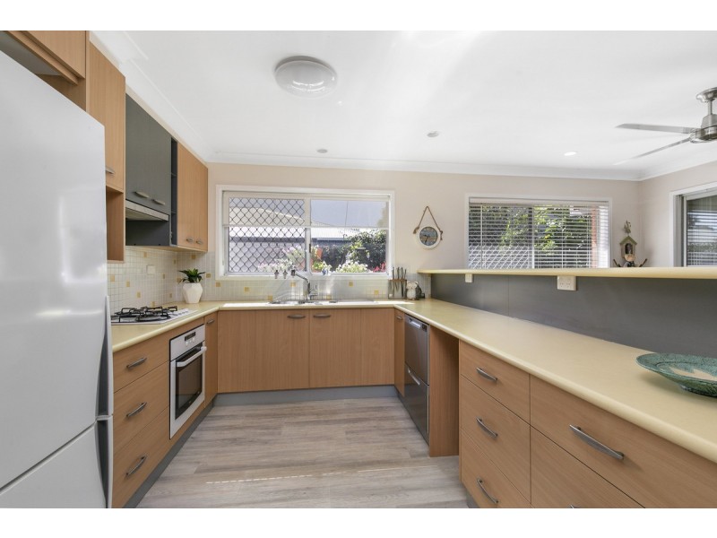 21 Thompson Street, Victoria Point QLD 4165