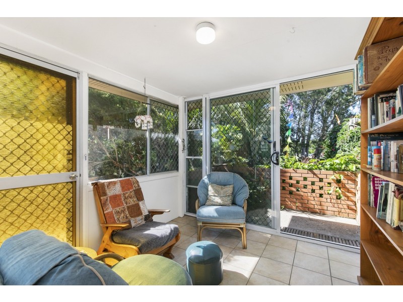 21 Thompson Street, Victoria Point QLD 4165