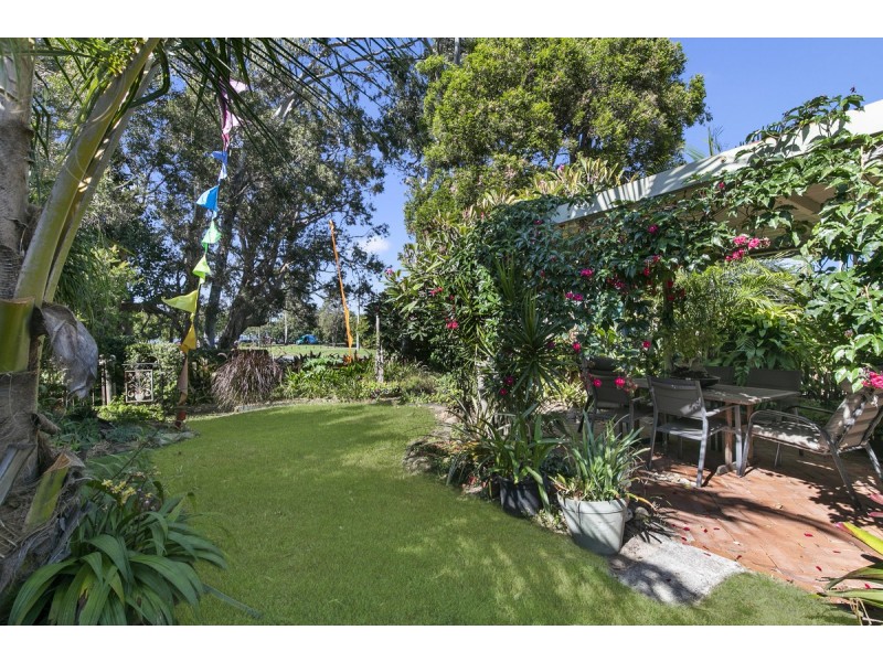 21 Thompson Street, Victoria Point QLD 4165