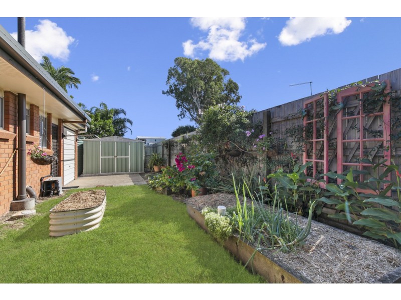 21 Thompson Street, Victoria Point QLD 4165