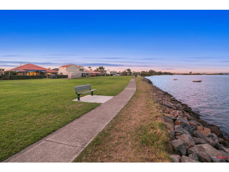 21 Thompson Street, Victoria Point QLD 4165