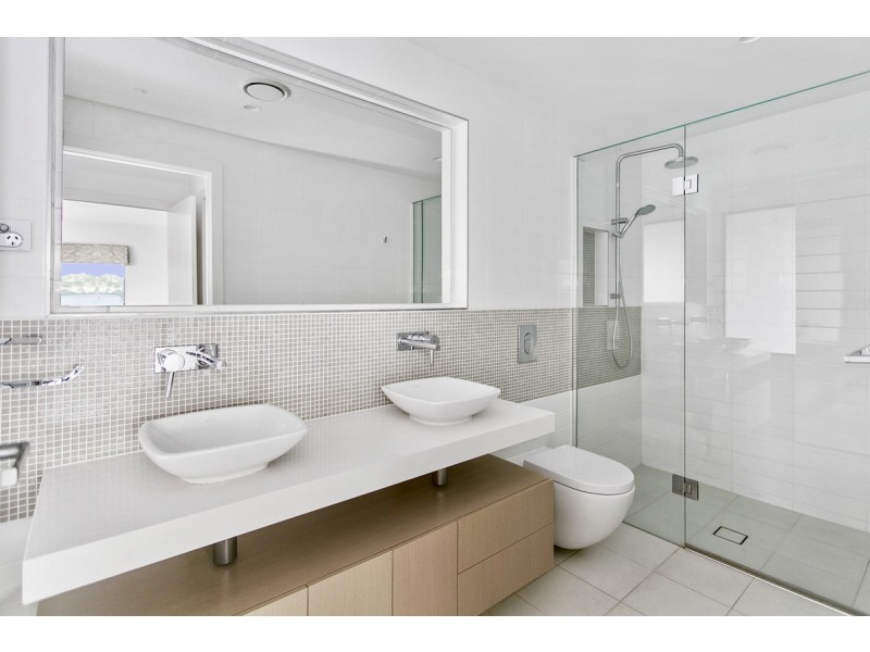 15/29-31 Shore Street East, Cleveland QLD 4163