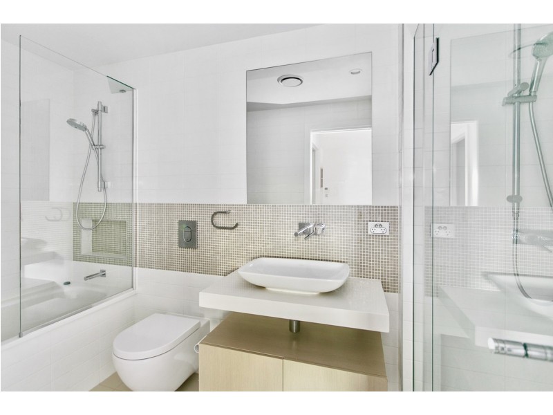 15/29-31 Shore Street East, Cleveland QLD 4163