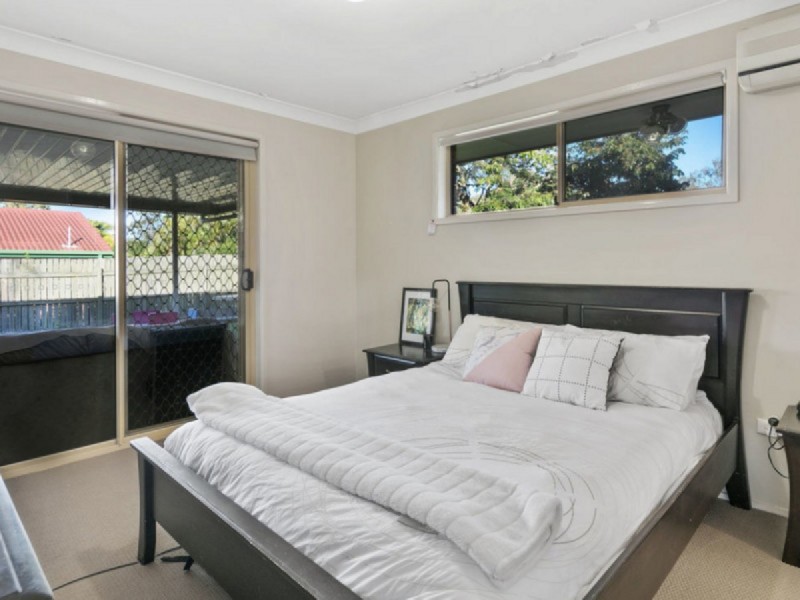 54 Beach Street, Cleveland QLD 4163