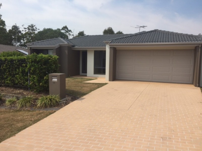 41 Aqua Crescent, Redland Bay QLD 4165