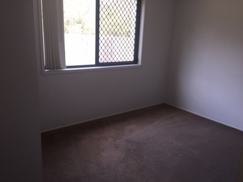 41 Aqua Crescent, Redland Bay QLD 4165