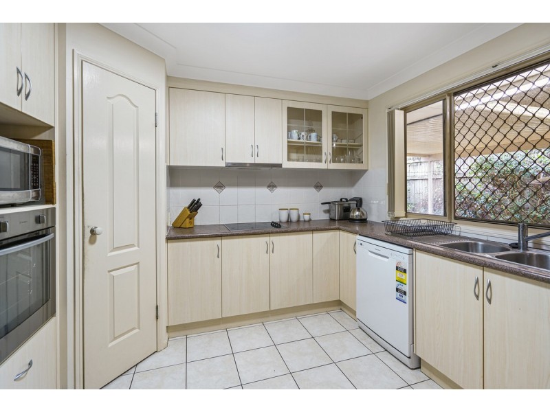 8 Rachel Place, Thornlands QLD 4164