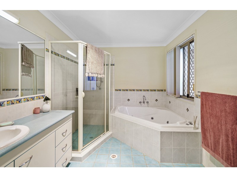 8 Rachel Place, Thornlands QLD 4164