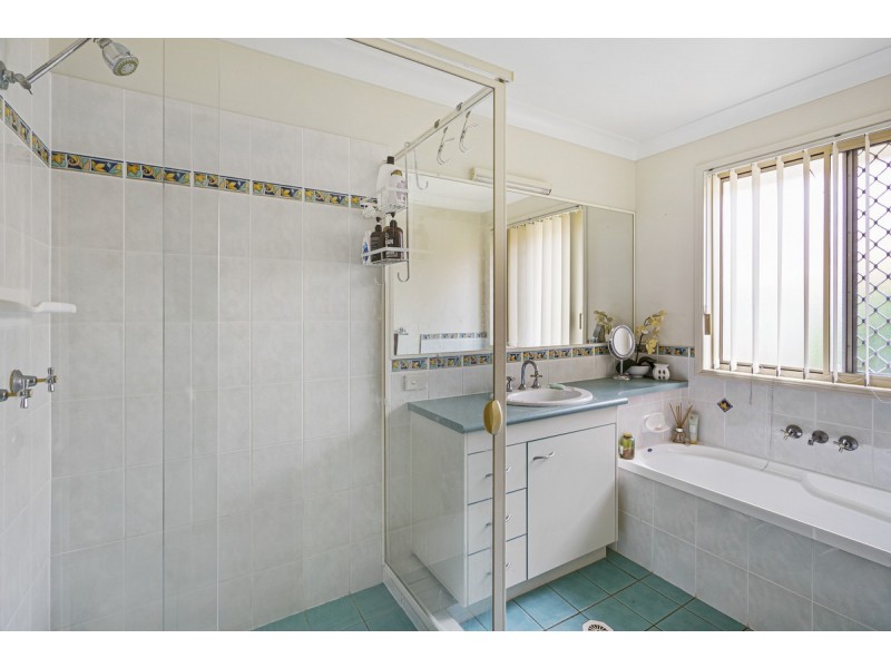 8 Rachel Place, Thornlands QLD 4164