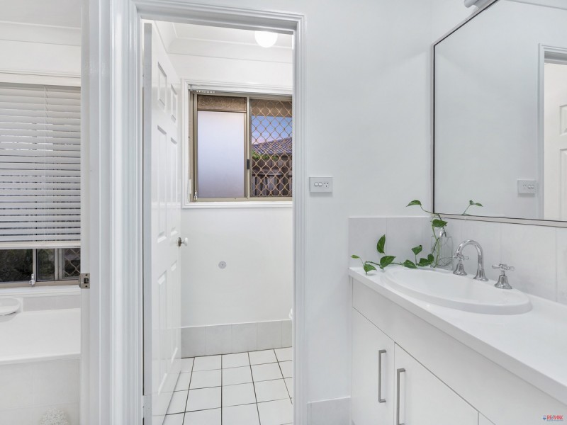 37 Chateau Street, Thornlands QLD 4164