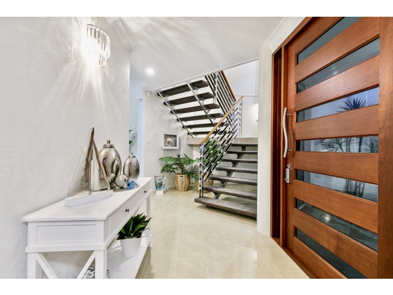 43 Seacrest Court, Raby Bay QLD 4163