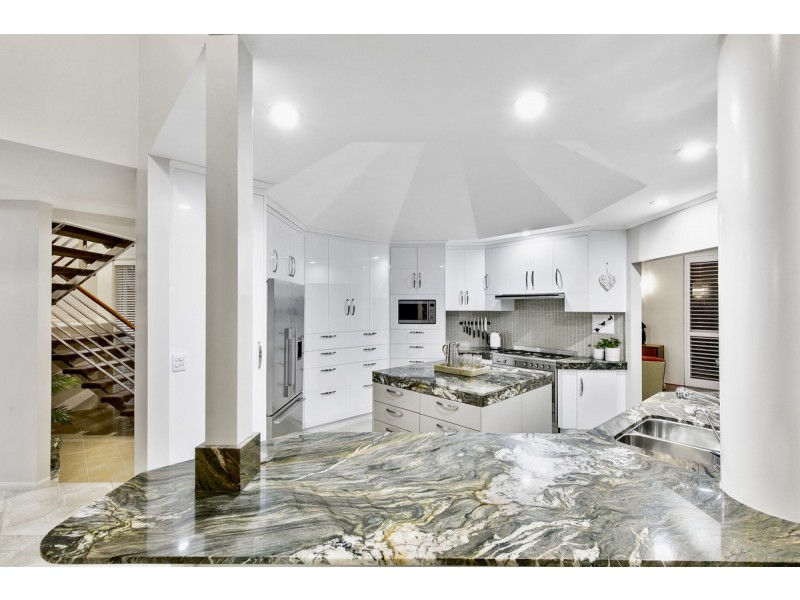 43 Seacrest Court, Raby Bay QLD 4163