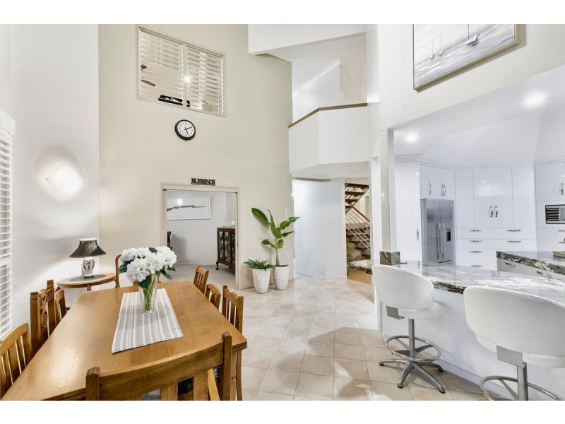 43 Seacrest Court, Raby Bay QLD 4163