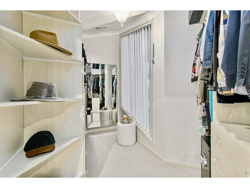 43 Seacrest Court, Raby Bay QLD 4163