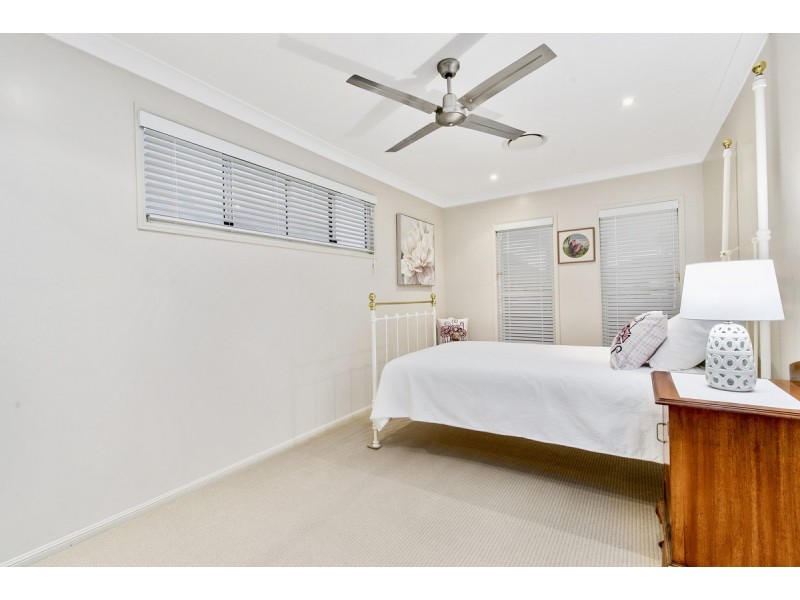 43 Seacrest Court, Raby Bay QLD 4163