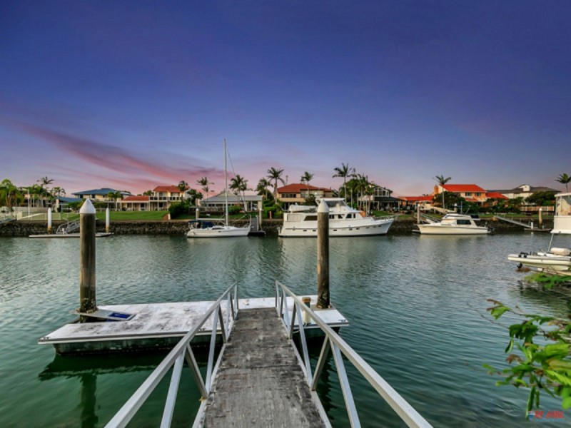 5/16 Anchorage Drive, Raby Bay QLD 4163