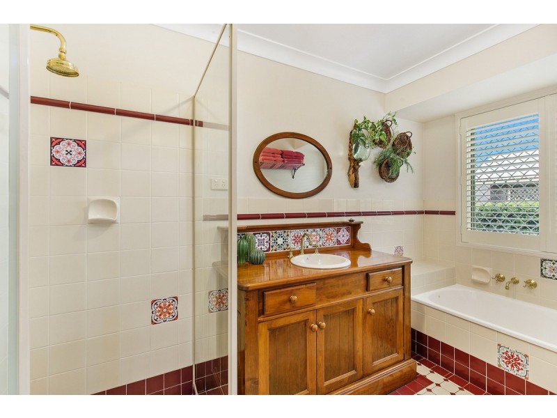 41 Redgrove Avenue, Wellington Point QLD 4160