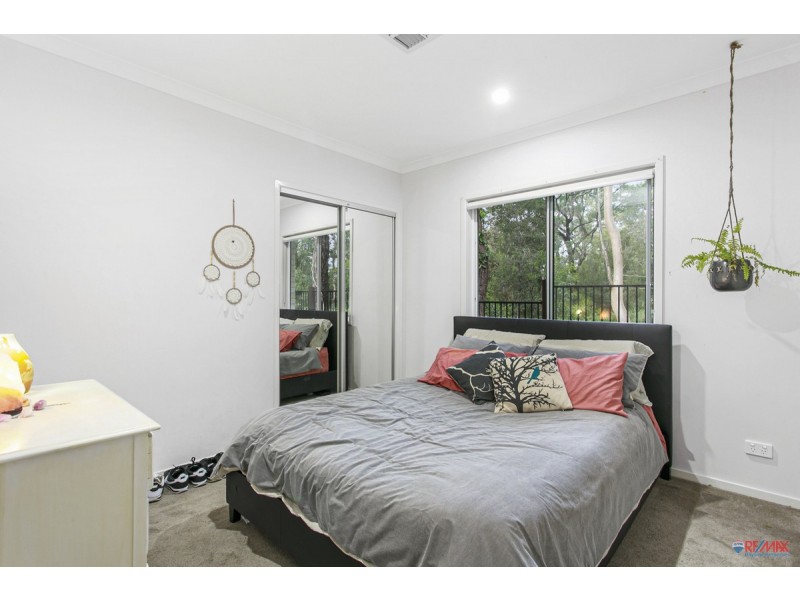 17 Glenhaven Close, Redland Bay QLD 4165