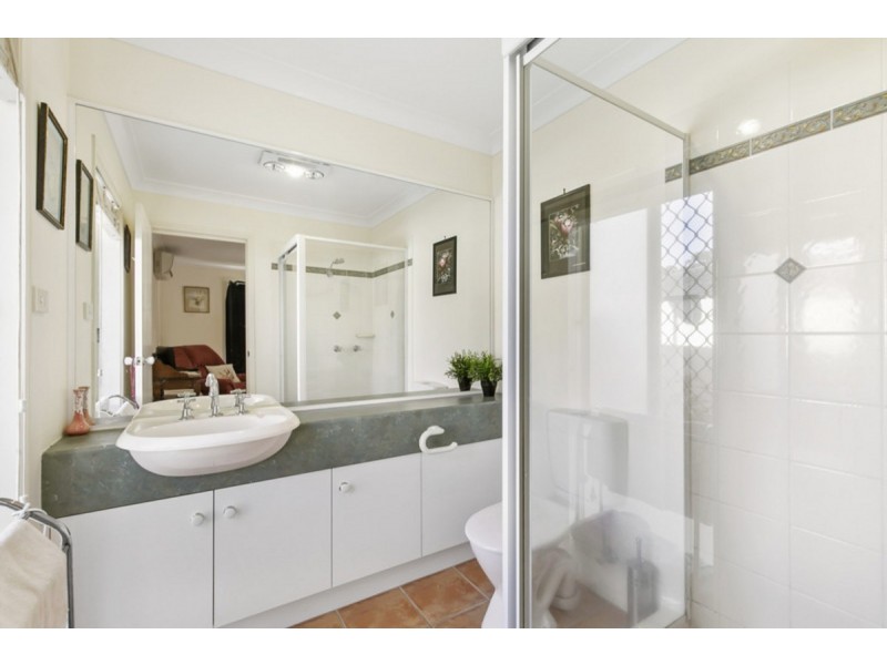 46 Marjorie Buckler Avenue, Redland Bay QLD 4165