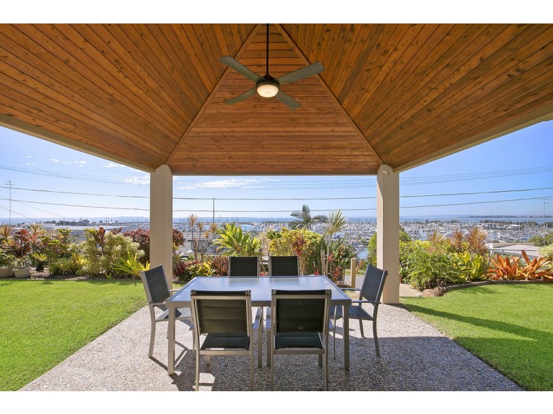 1/69 Wellington Street, Manly QLD 4179