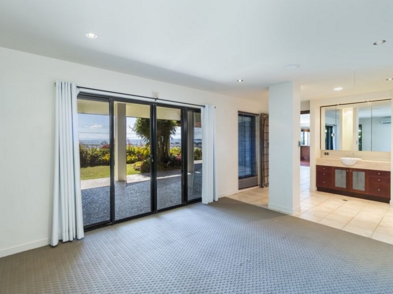 1/69 Wellington Street, Manly QLD 4179