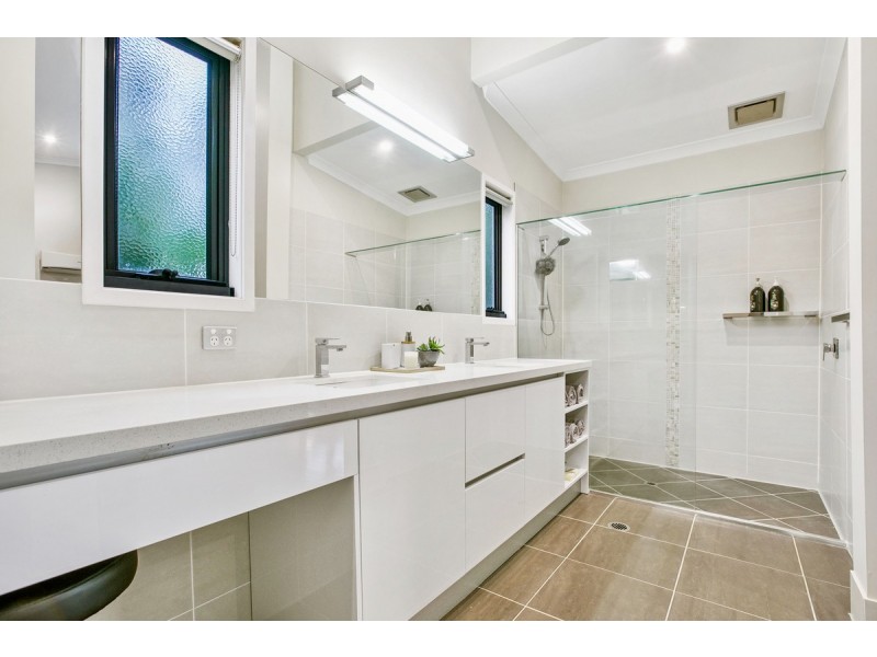 18 Settlers Circuit, Mount Cotton QLD 4165