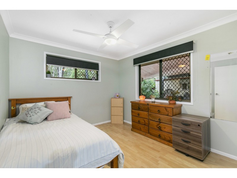 369 Redland Bay Road, Capalaba QLD 4157