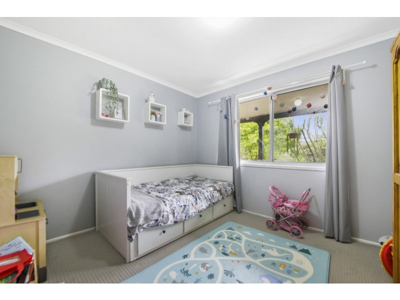 90 Cumberland Drive, Alexandra Hills QLD 4161
