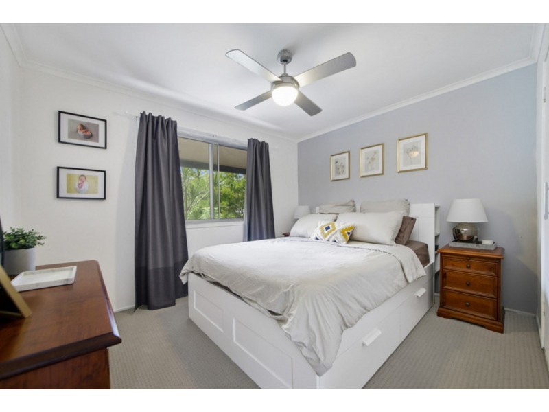 90 Cumberland Drive, Alexandra Hills QLD 4161